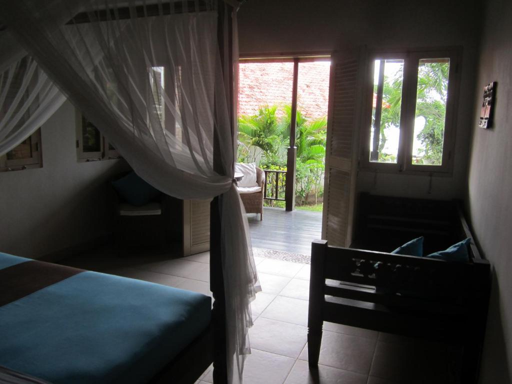Kembali Beach Bungalows Amed Habitación foto
